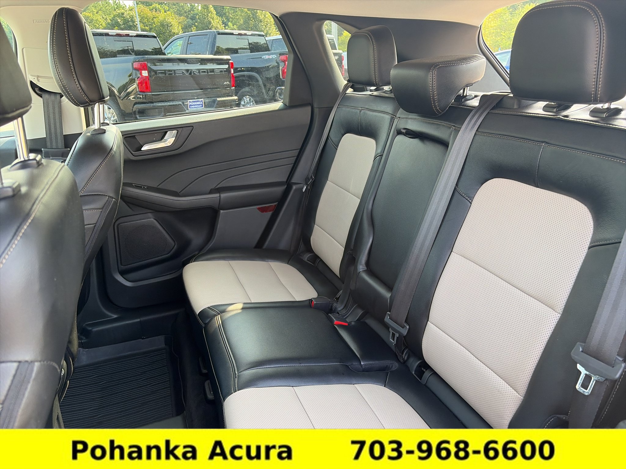 Used 2021 Ford Escape Titanium w/ Titanium Elite Package AWD/4WD image 22