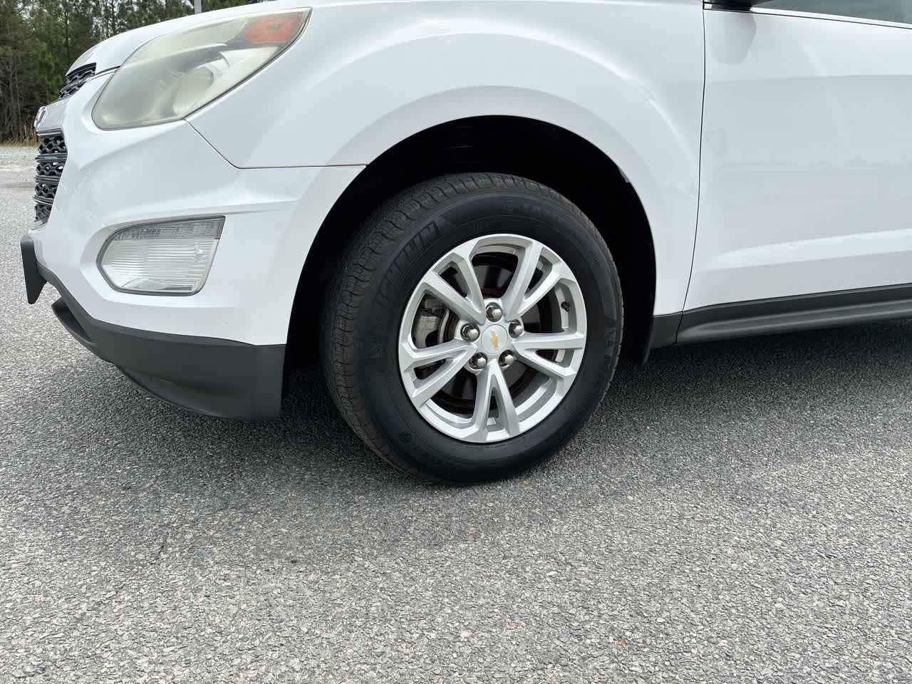 Used 2017 Chevrolet Equinox LT w/ Convenience Package AWD/4WD image 31