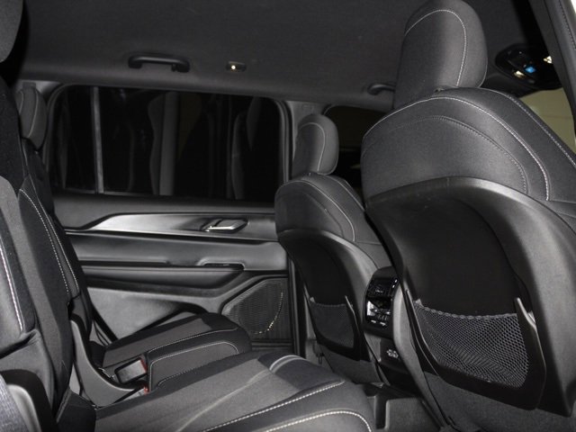 Certified 2024 Jeep Grand Cherokee L Laredo image 7