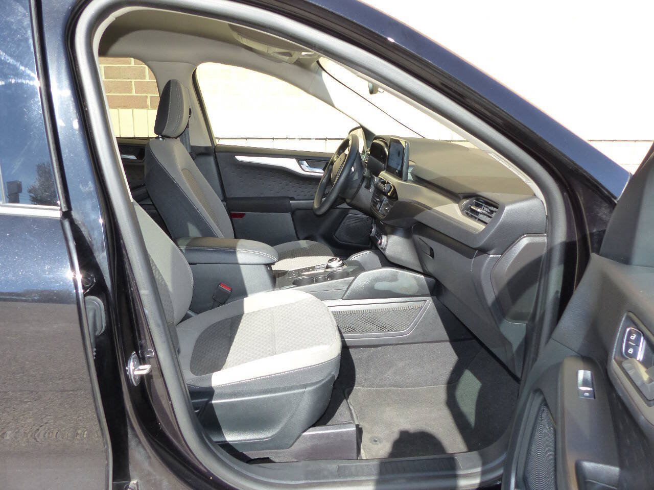 Used 2020 Ford Escape SE AWD/4WD image 37