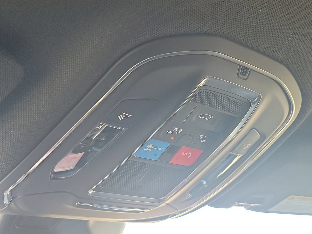 New 2026 Jeep Grand Cherokee Altitude AWD/4WD image 30