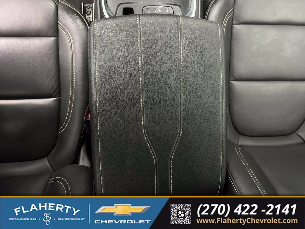 Used 2023 Chevrolet Traverse LT w/ LT Premium Package AWD/4WD image 35