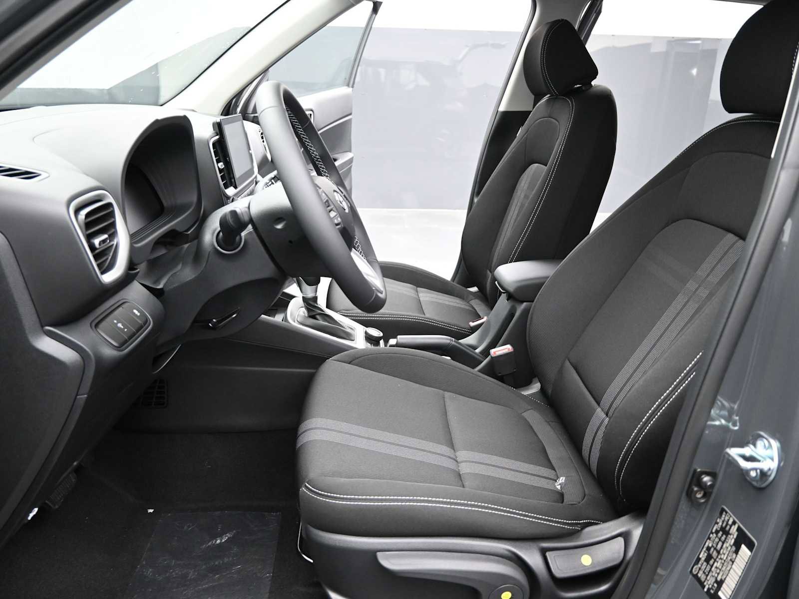 New 2026 Hyundai Venue SEL image 15