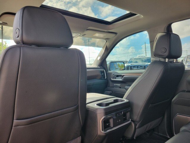 Used 2025 GMC Sierra 1500 Denali RWD image 26
