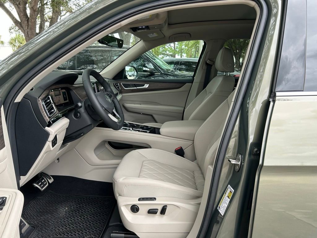 New 2026 Volkswagen Atlas SEL Premium R-Line AWD/4WD image 15