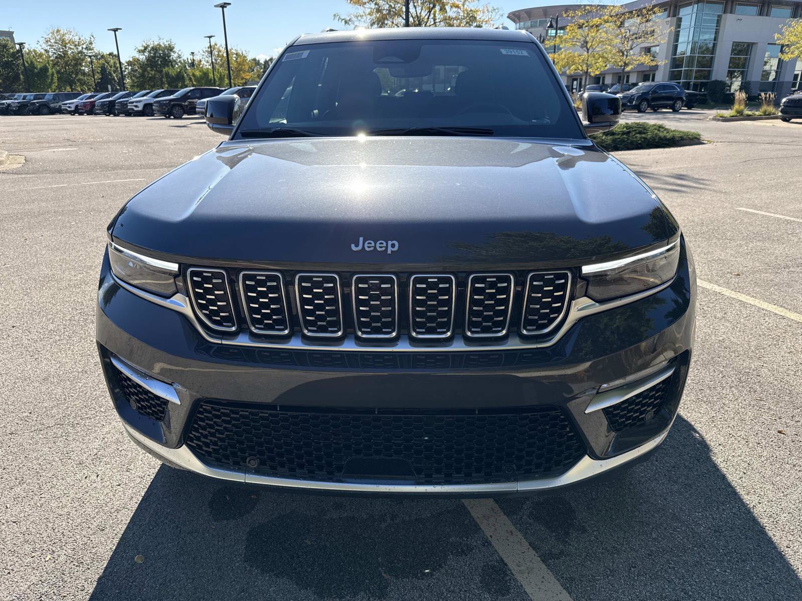 New 2025 Jeep Grand Cherokee Summit video 2