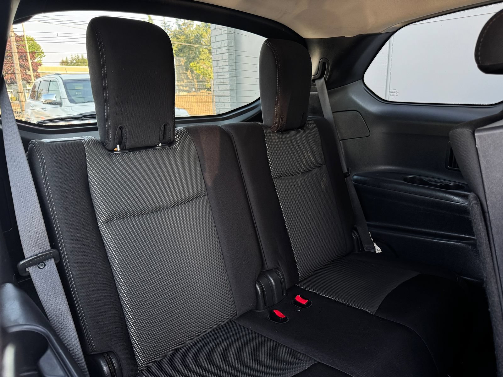 Used 2017 Nissan Pathfinder SV FWD image 19