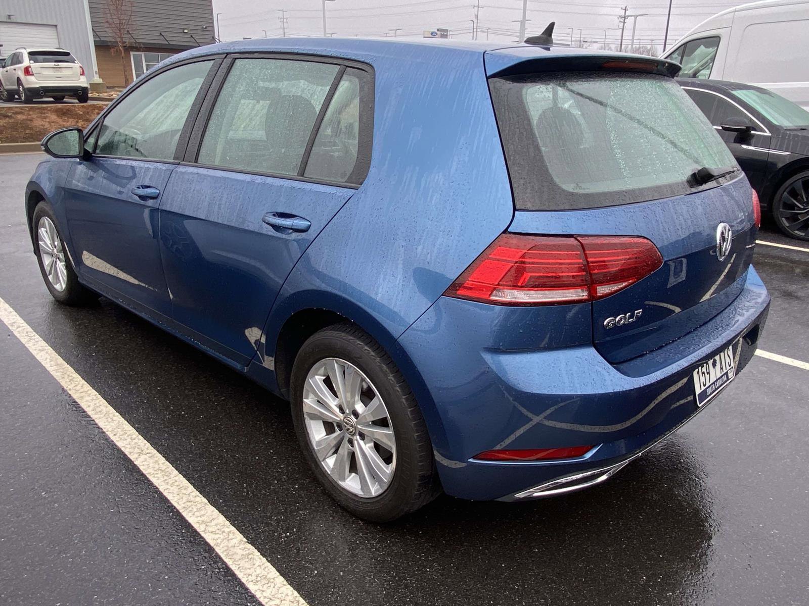 Used 2021 Volkswagen Golf 4-Door image 8