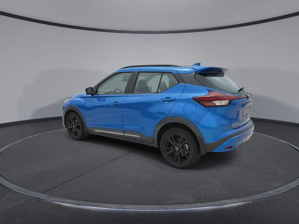 Used 2022 Nissan Kicks SR image 6