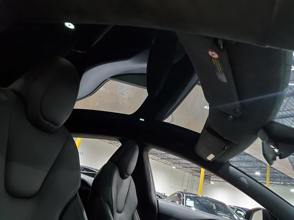 Used 2022 Tesla Model S AWD/4WD image 16