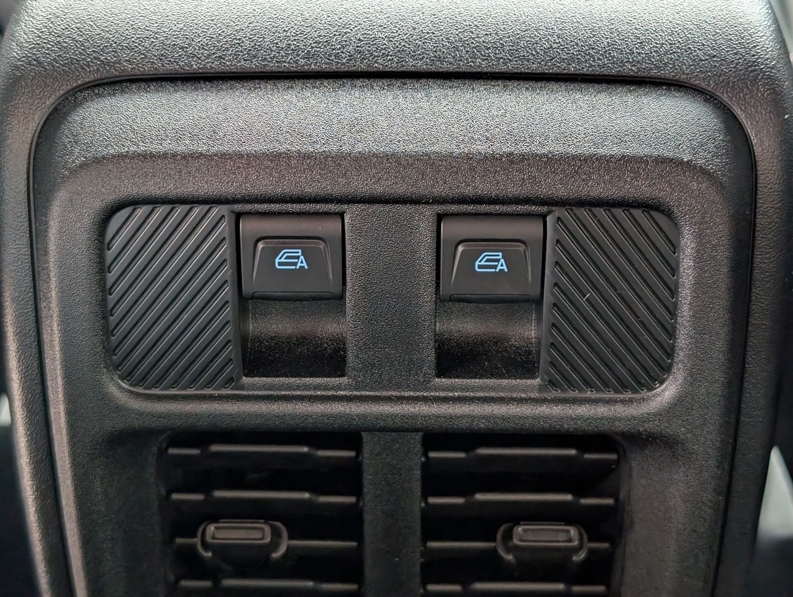 New 2026 Ford Bronco Outer Banks AWD/4WD image 32