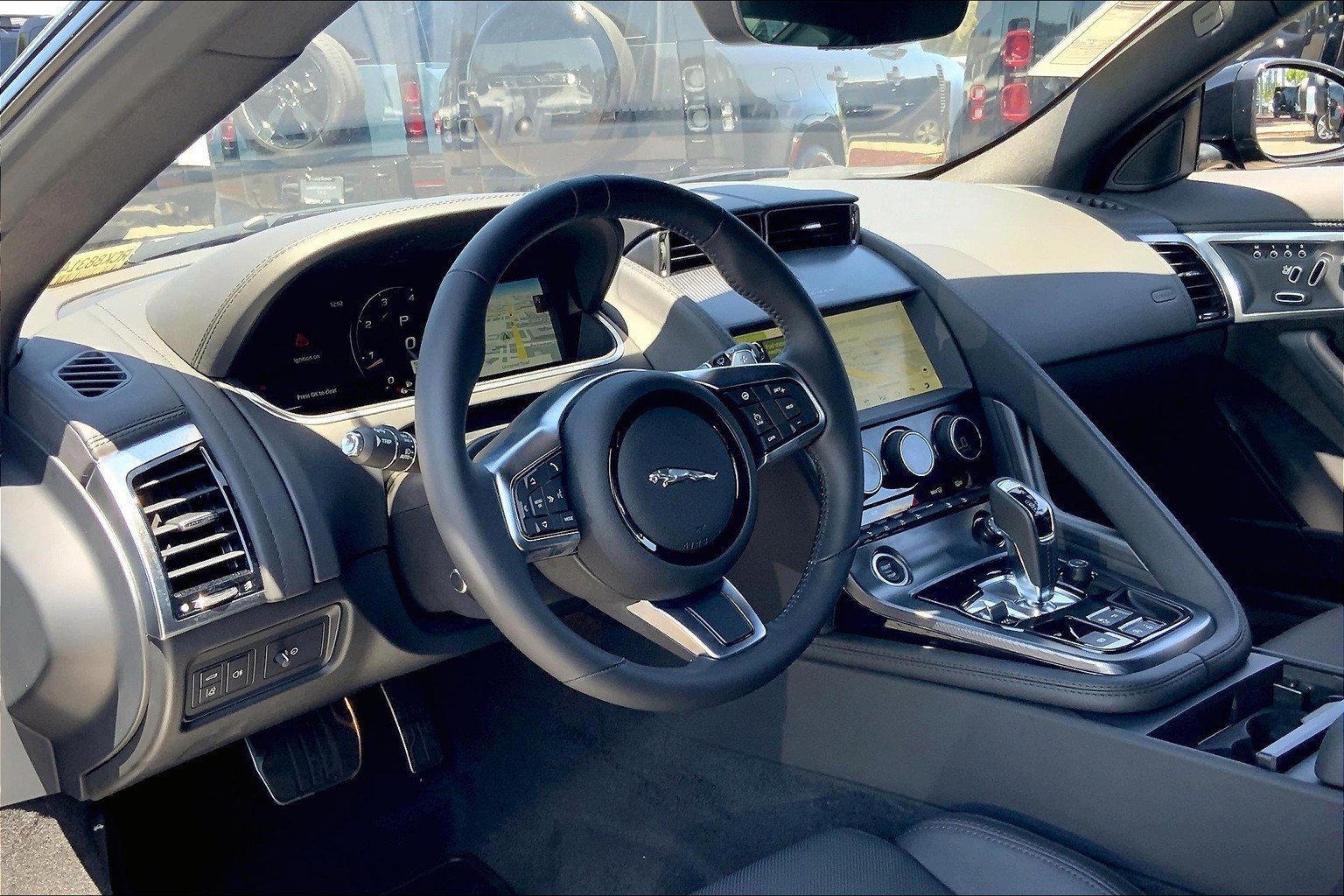 New 2024 Jaguar F-TYPE R-Dynamic image 9