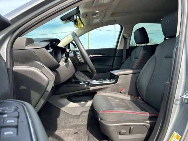 Certified 2023 Buick Envision Essence w/ Sport Touring Package AWD/4WD image 30