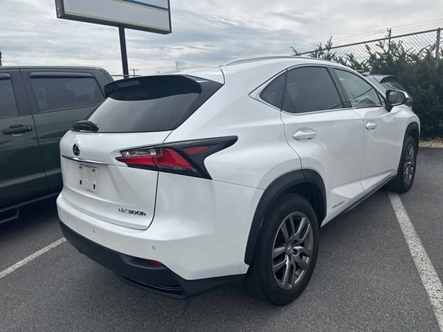 Used 2015 Lexus NX 300h AWD w/ Luxury Package image 10