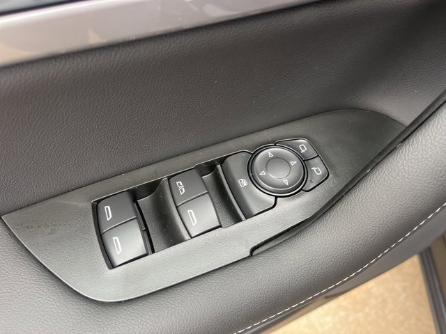 New 2026 Chevrolet Blazer LT image 12