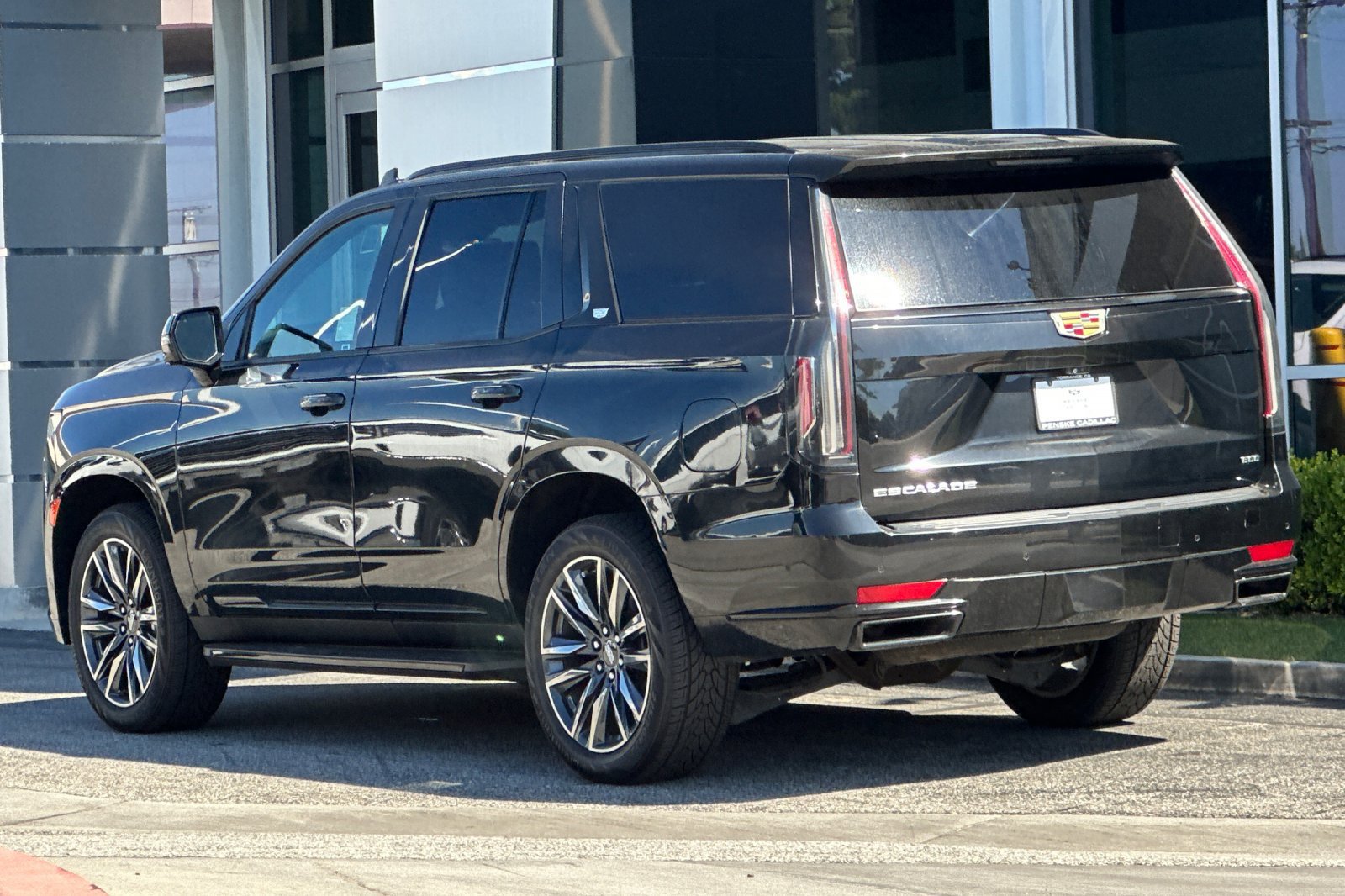 Used 2023 Cadillac Escalade Sport AWD/4WD image 6