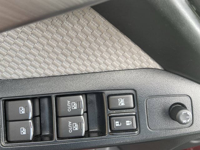 Used 2018 Subaru Forester 2.5i Premium AWD/4WD image 38
