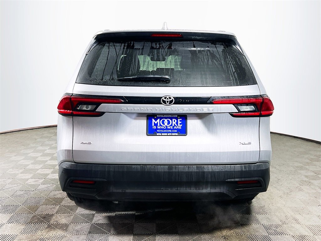 Certified 2025 Toyota Grand Highlander AWD image 7