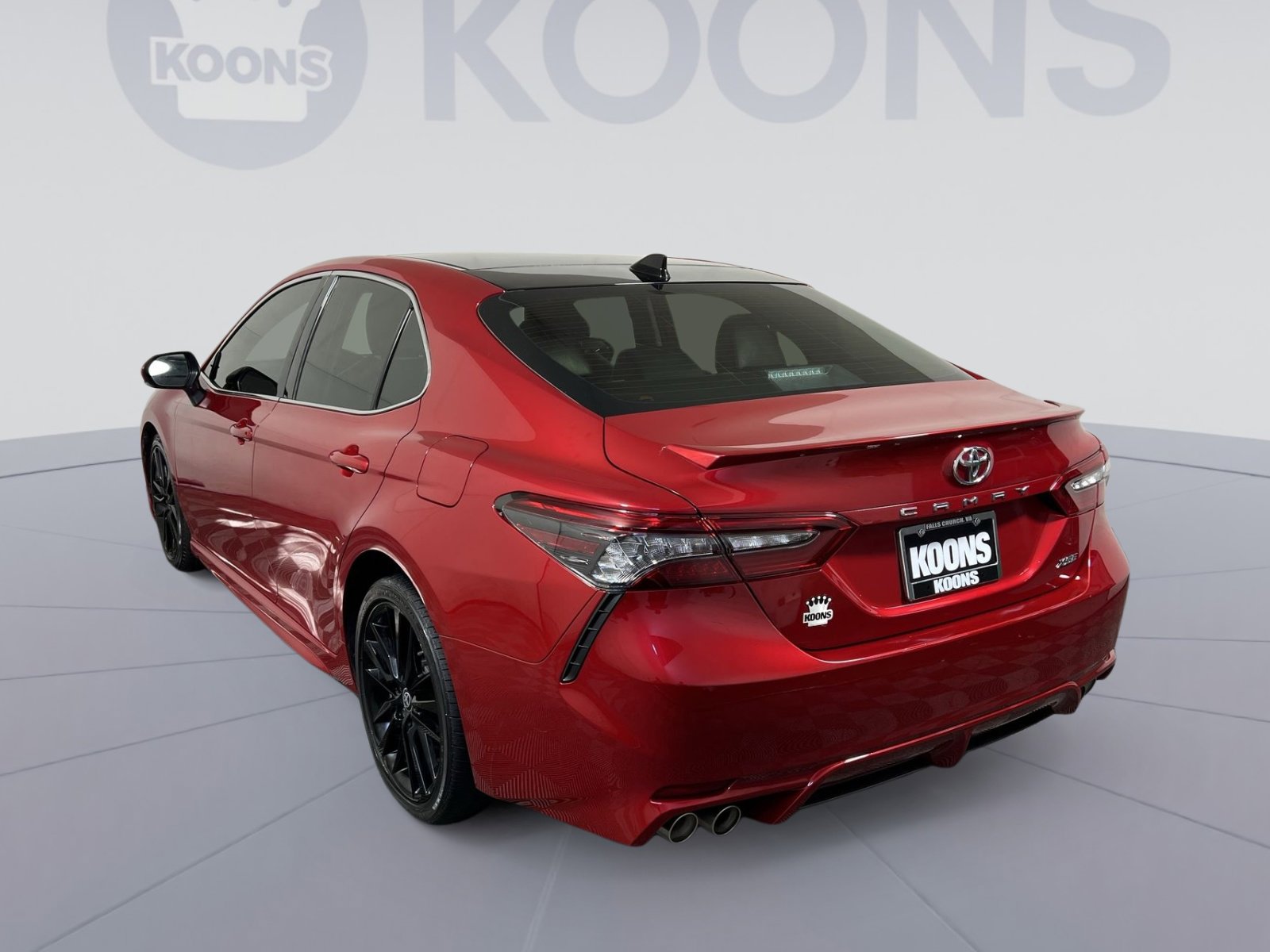 Used 2021 Toyota Camry XSE image 4