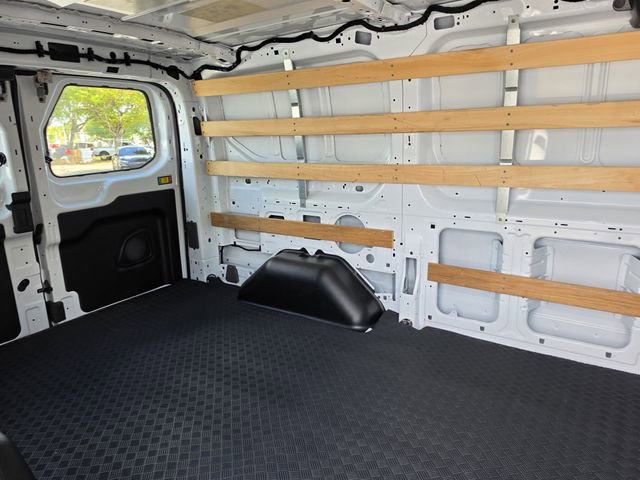 Used 2024 Ford Transit 250 Low Roof w/ Exterior Upgrade Package RWD image 10