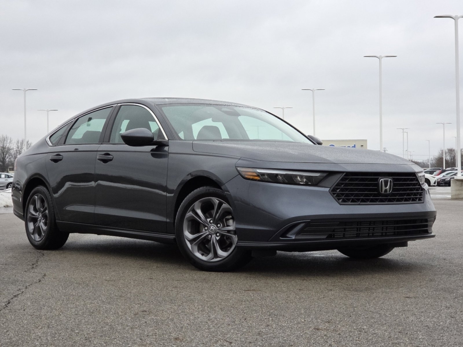 Used 2024 Honda Accord EX image 2