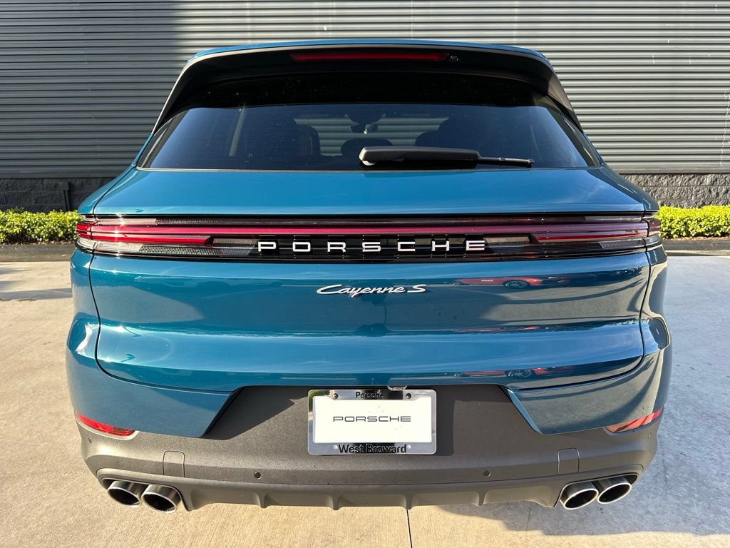 Used 2026 Porsche Cayenne S AWD/4WD image 12