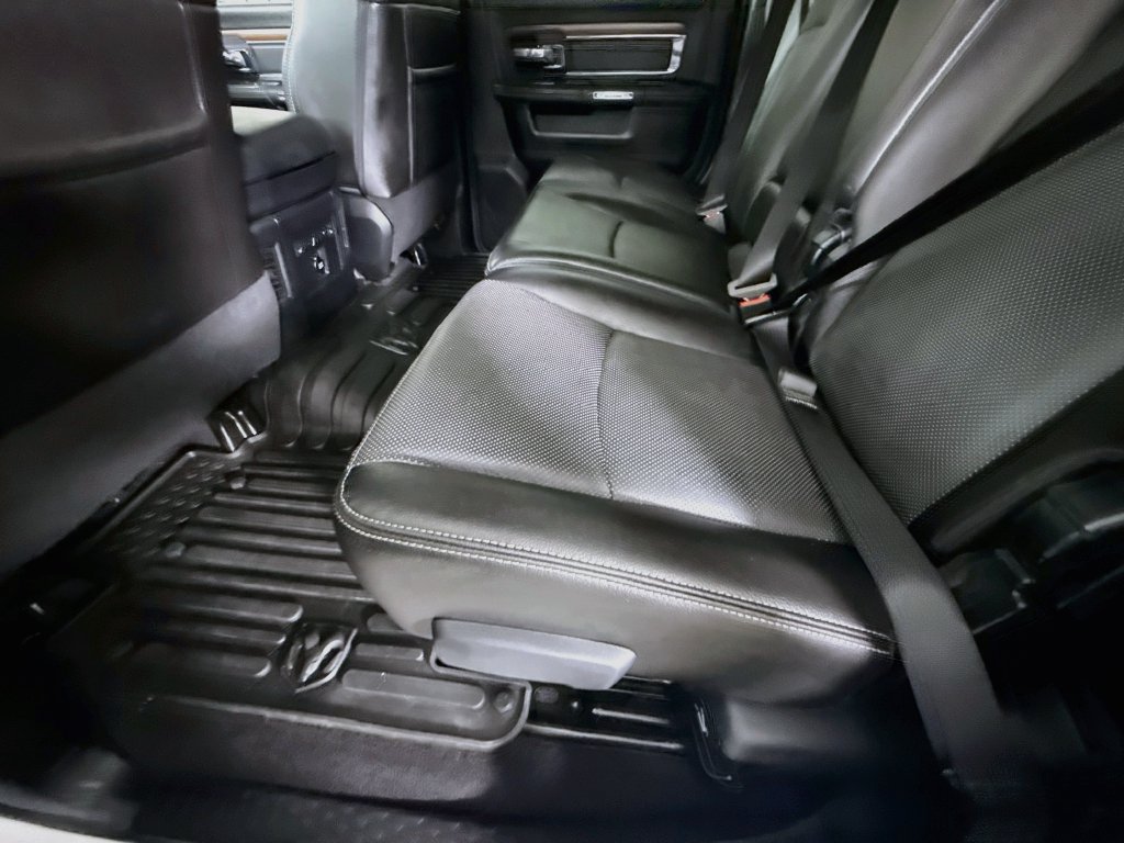 Used 2014 RAM 3500 Laramie AWD/4WD image 26