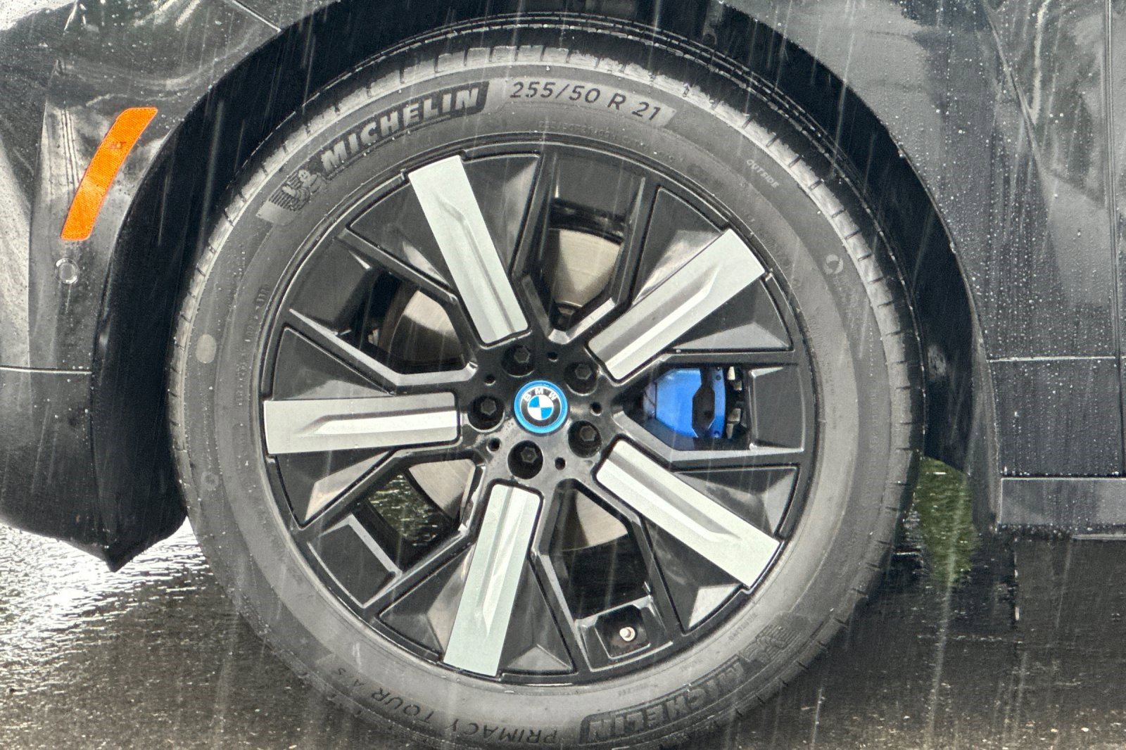 Certified 2024 BMW iX xDrive50 w/ Premium Package image 34