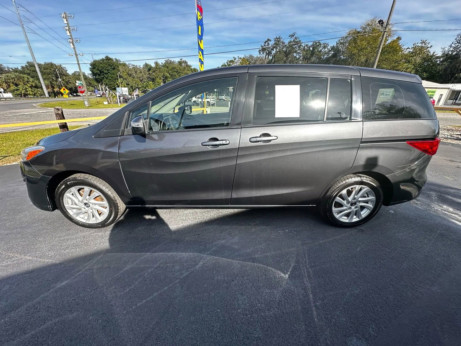 Used 2015 MAZDA MAZDA5 Sport image 4