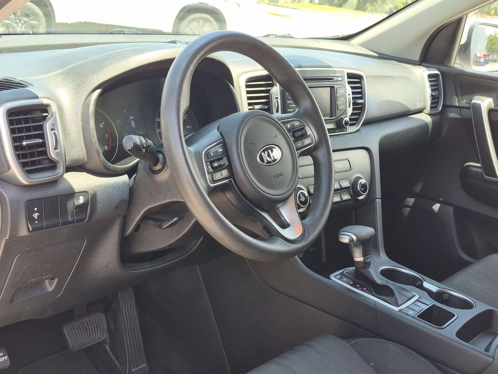 Used 2017 Kia Sportage LX AWD/4WD image 11