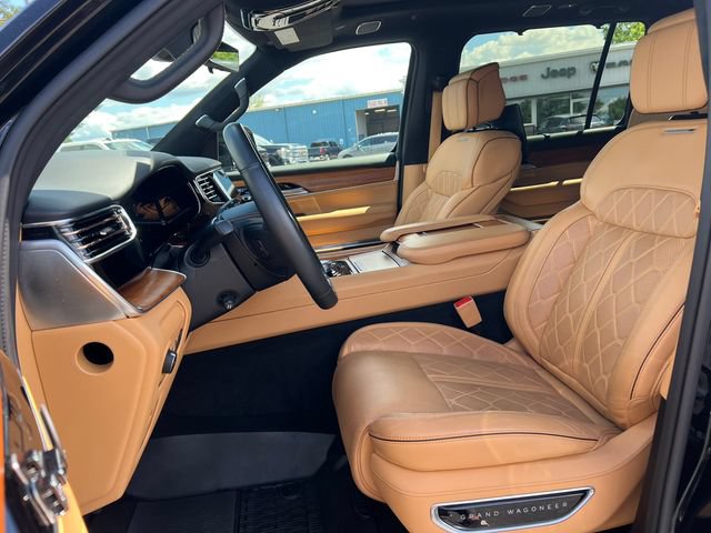 Used 2024 Jeep Grand Wagoneer L Series III w/ Rear Seat Video Group 1 AWD/4WD image 3