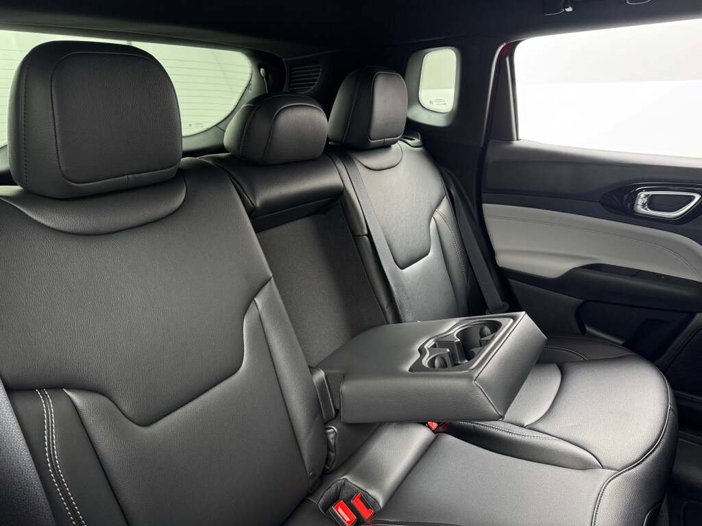 New 2026 Jeep Compass Limited image 22