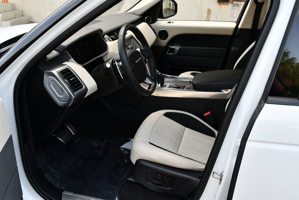 Used 2018 Land Rover Range Rover Sport Supercharged AWD/4WD image 15
