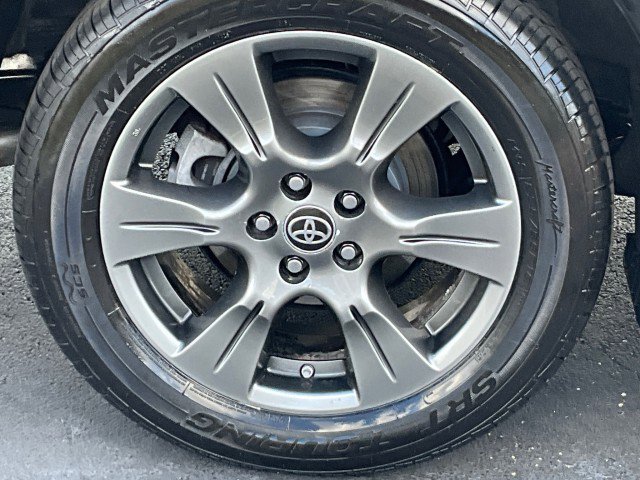 Used 2020 Toyota Sienna SE image 9