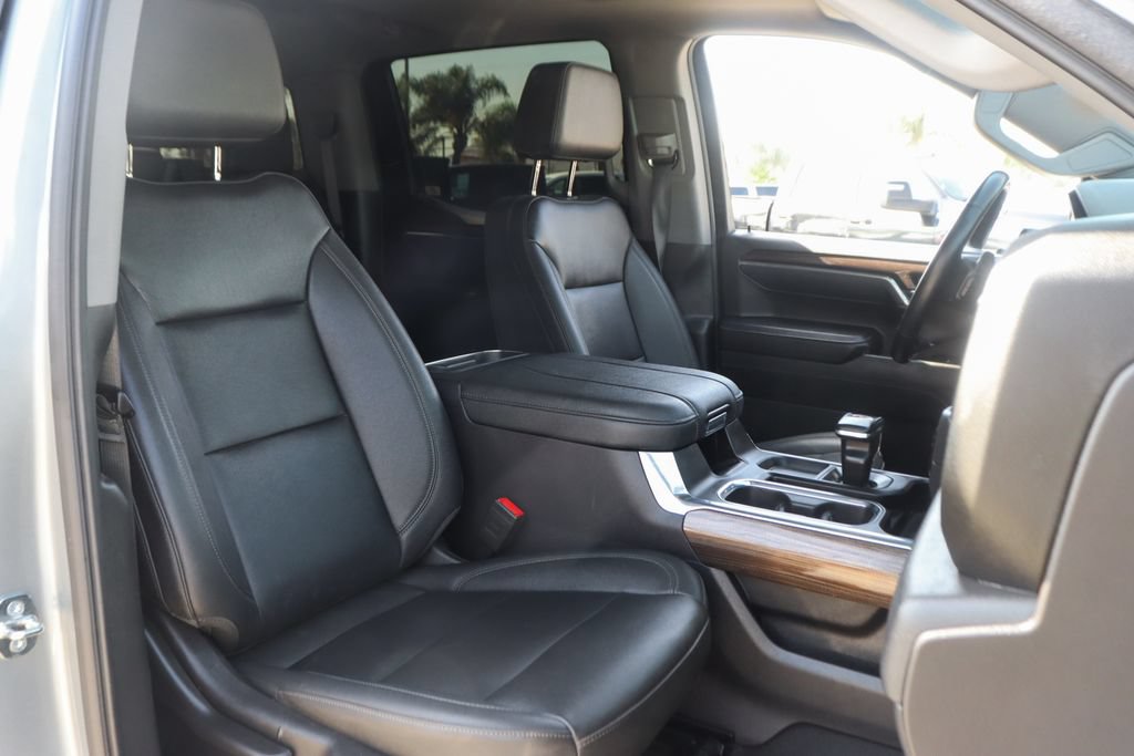 Used 2024 Chevrolet Silverado 1500 LT Trail Boss w/ LT Trail Boss Premium Package AWD/4WD image 41
