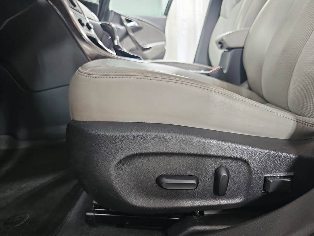 Used 2017 Buick Verano Sport Touring FWD image 34