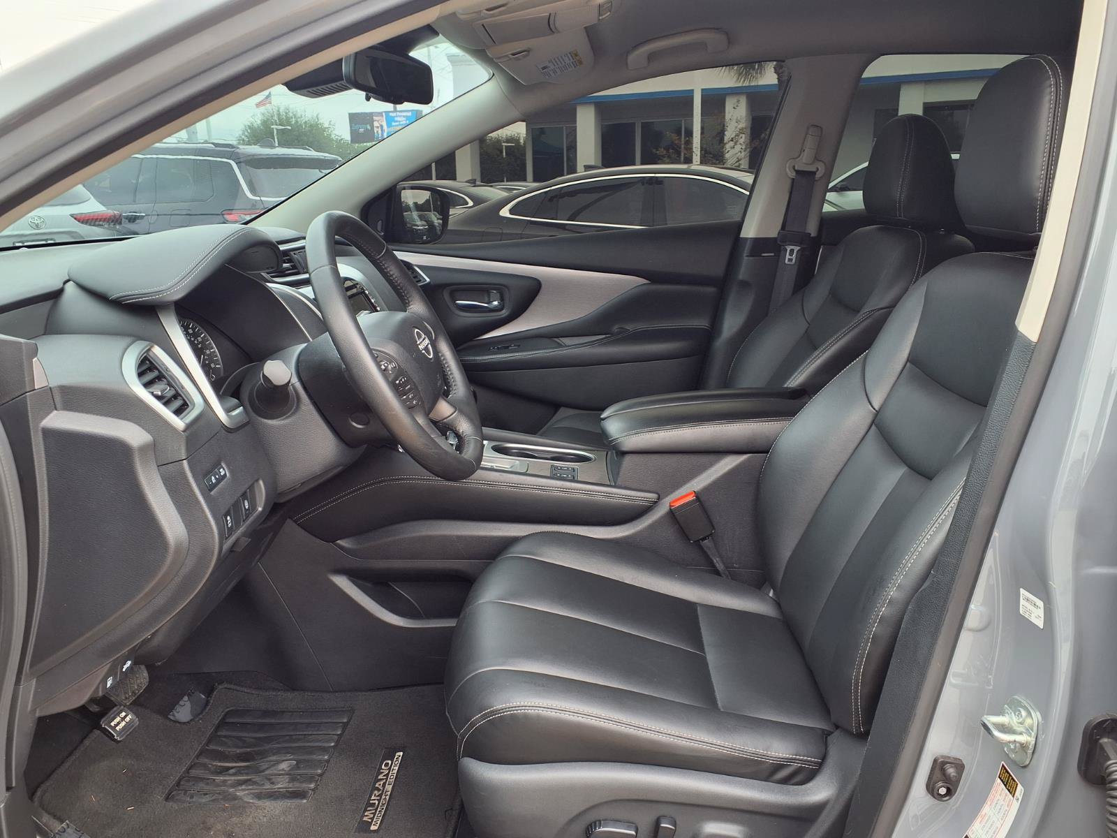Used 2023 Nissan Murano SV w/ SV Midnight Edition Package FWD image 17