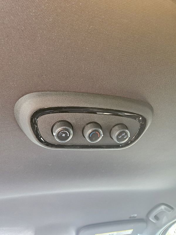 Used 2023 Dodge Durango SXT Launch Edition image 23