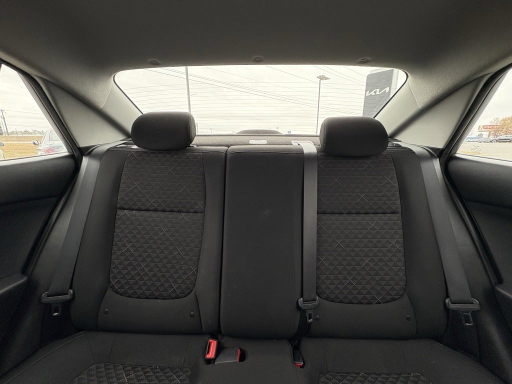 Used 2022 Kia Rio S image 28