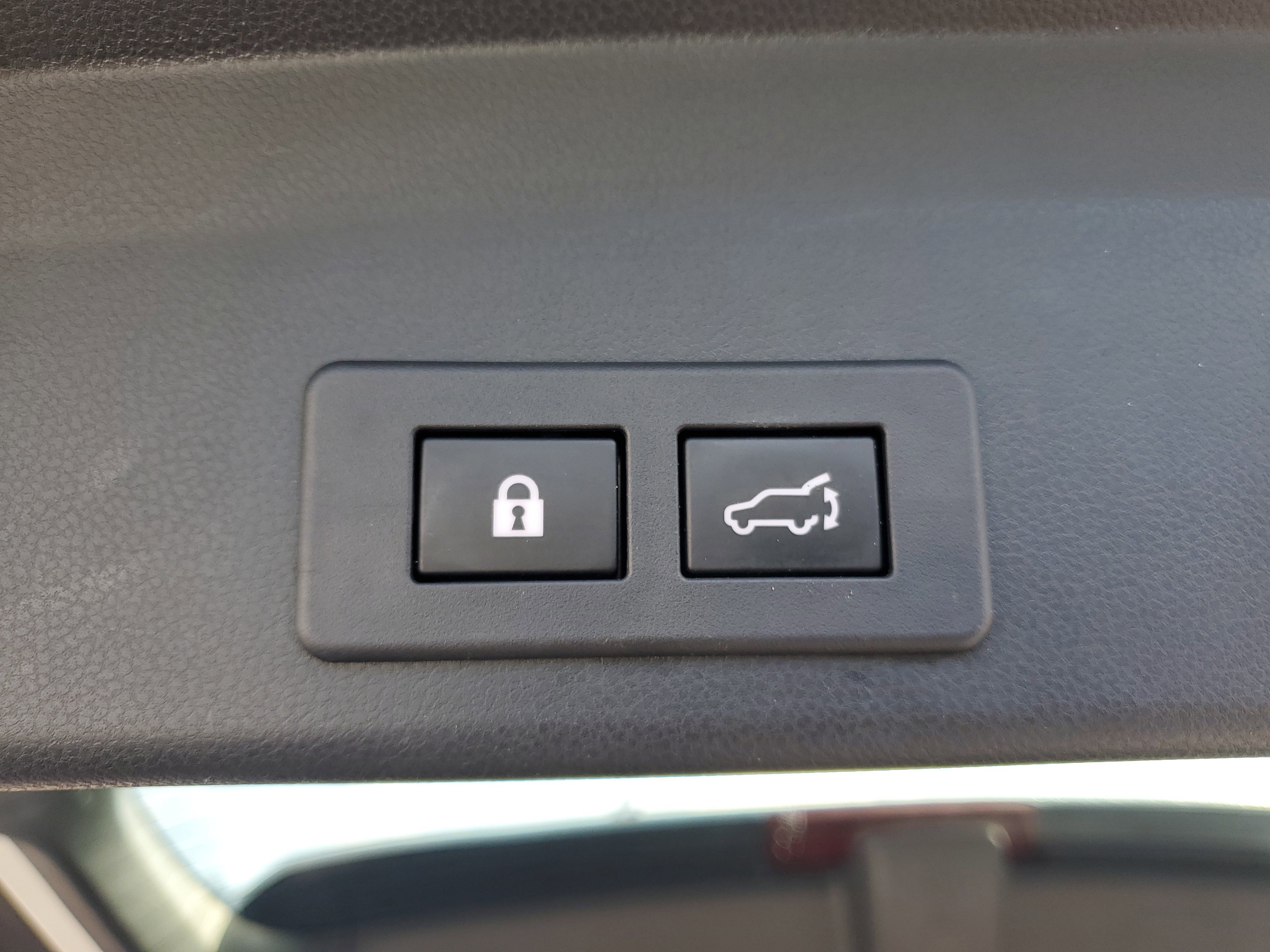 Used 2020 Subaru Ascent Touring w/ Popular Package #2A image 16