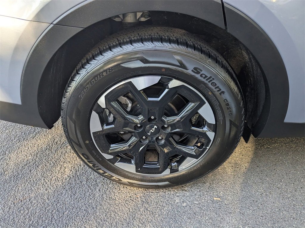 Used 2024 Kia Sorento S image 35