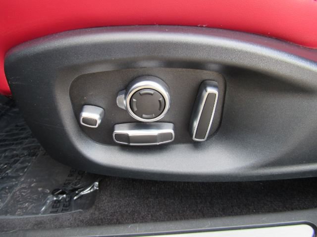 Used 2020 Jaguar I-PACE HSE image 17