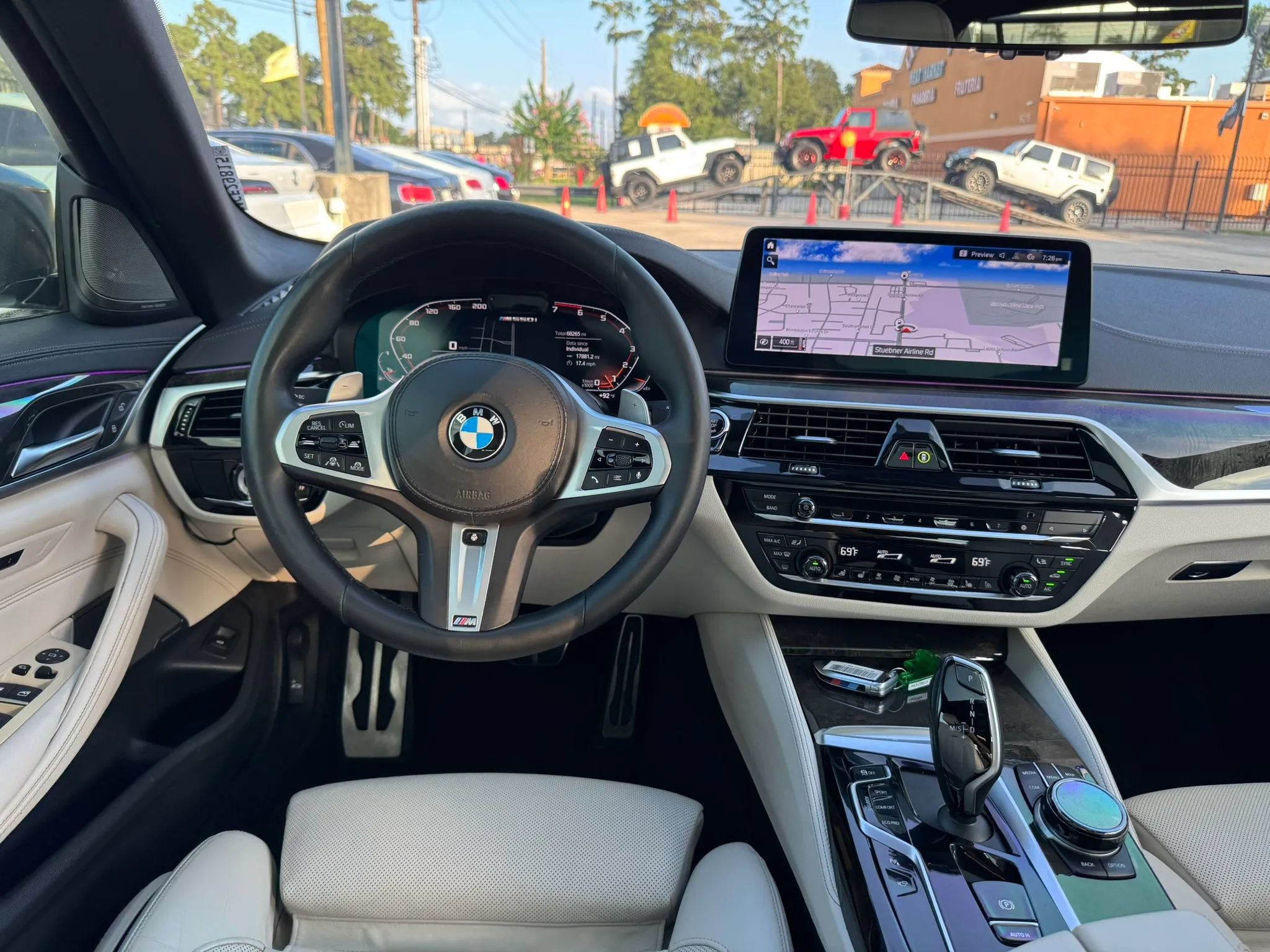 Used 2021 BMW M550i xDrive w/ Executive Package AWD/4WD image 30