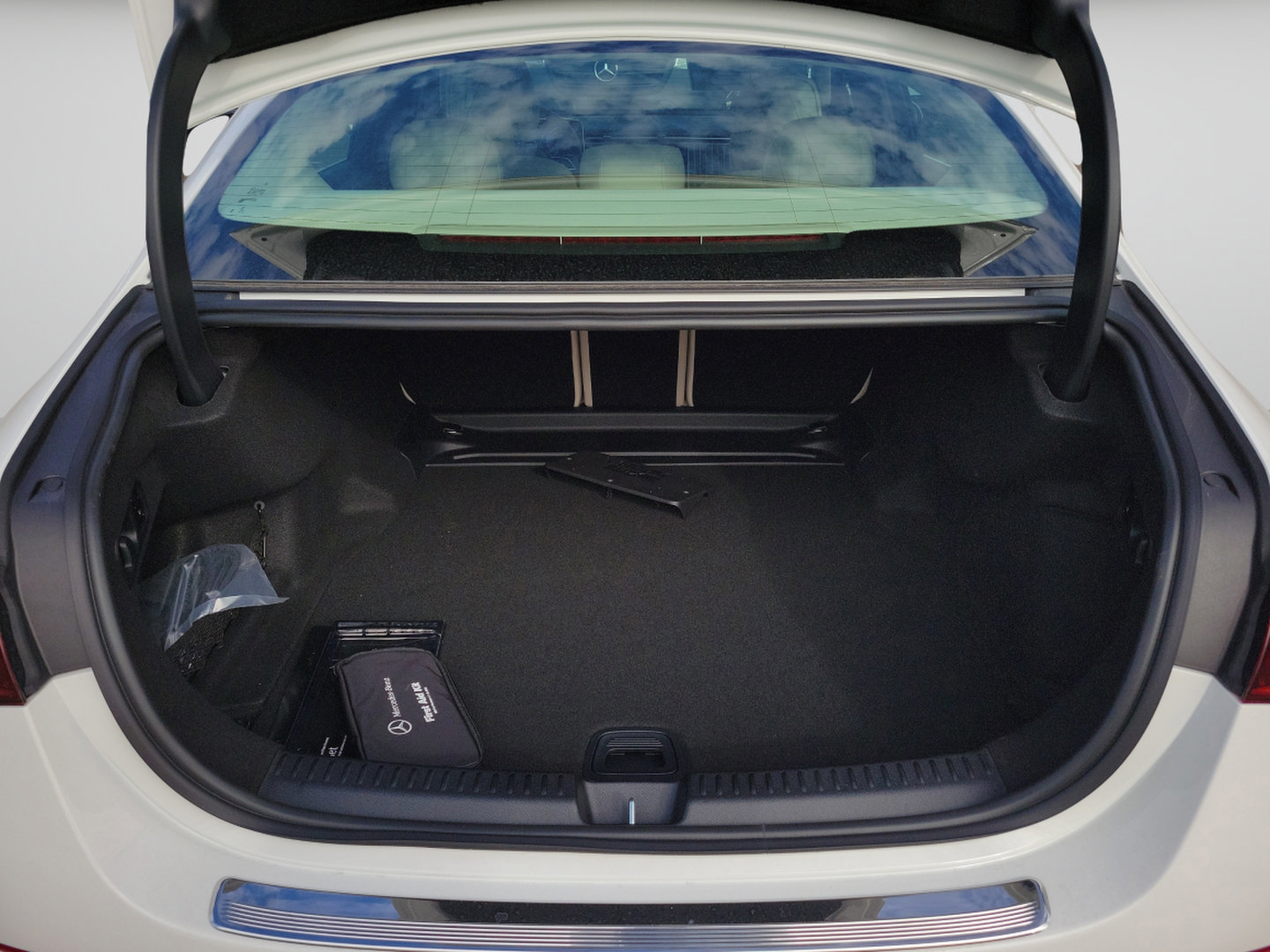Certified 2026 Mercedes-Benz E 350 Sedan image 6