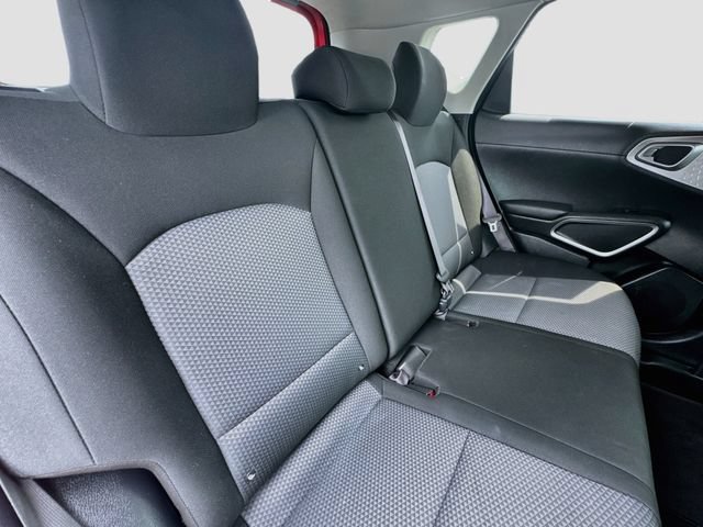 Used 2023 Kia Soul LX w/ LX Technology Package FWD image 29