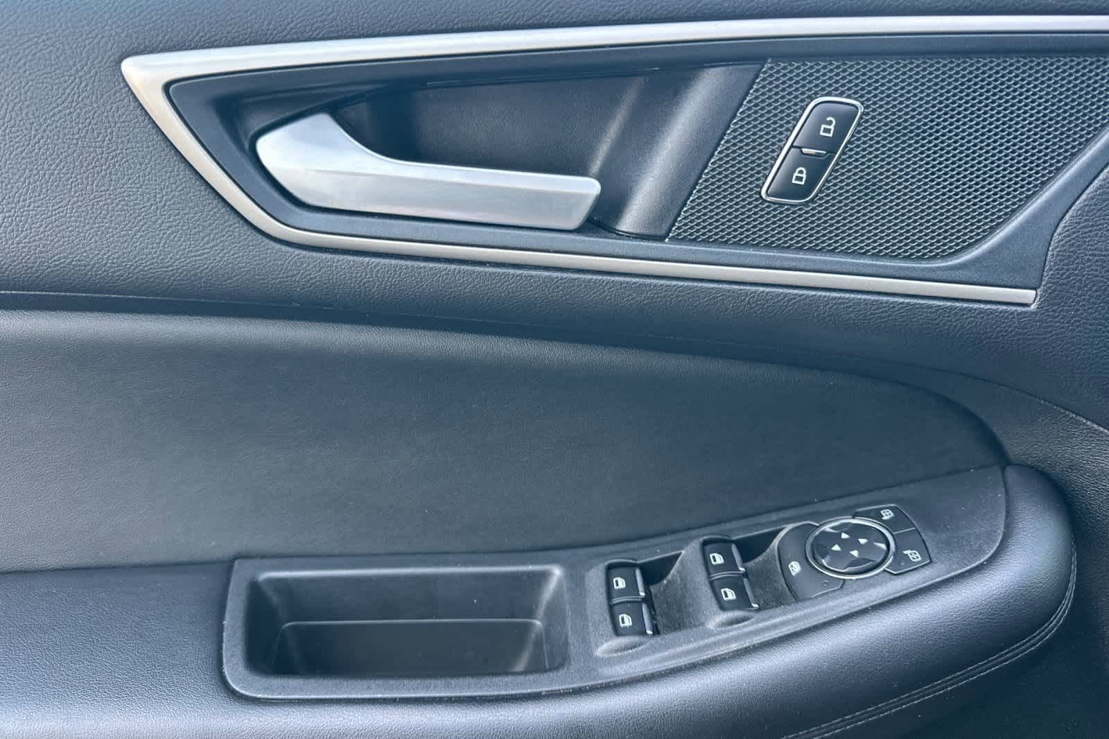 Certified 2024 Ford Edge SEL w/ Convenience Package image 13