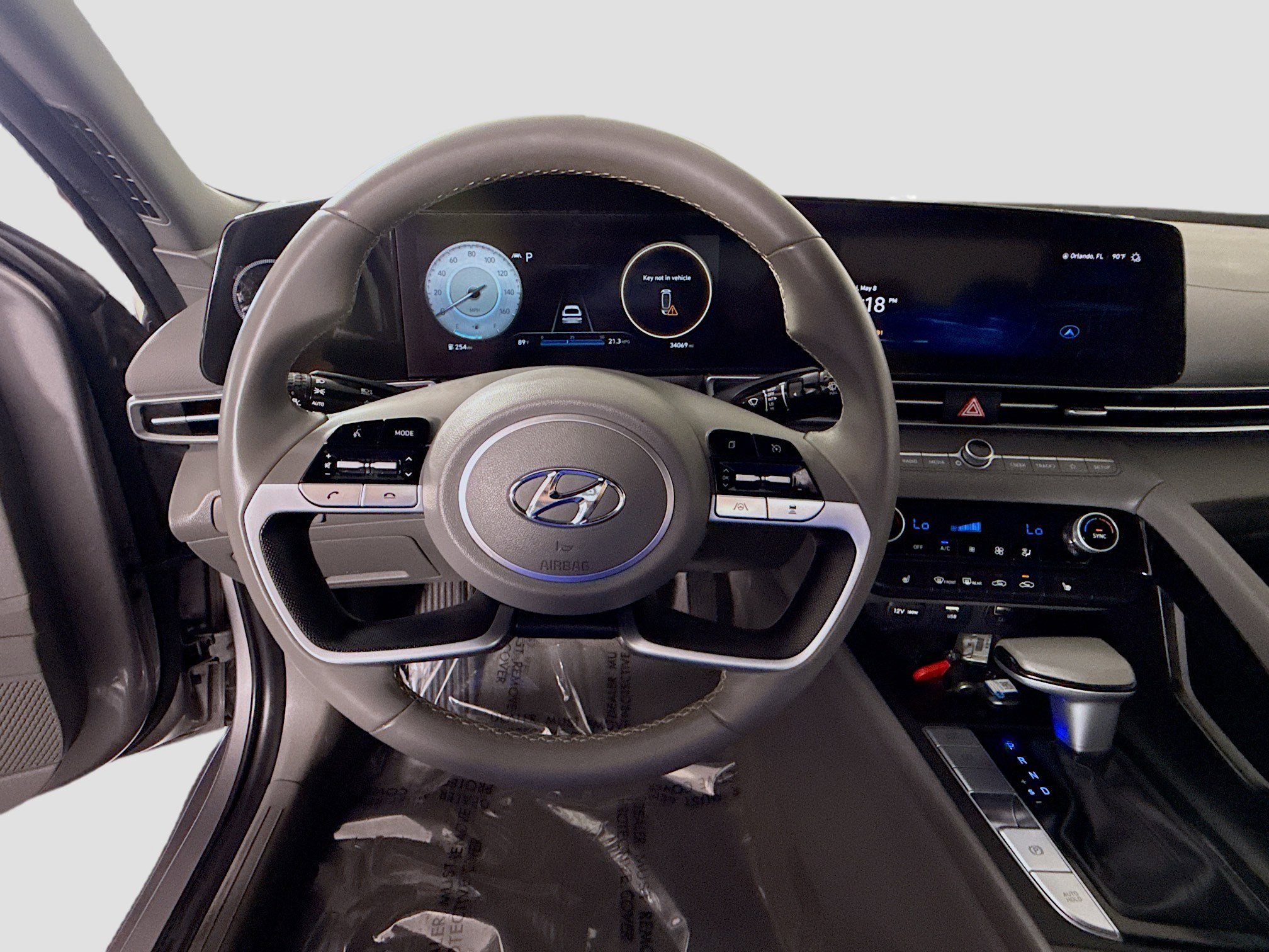 Used 2023 Hyundai Elantra SEL w/ Convenience Package FWD image 13