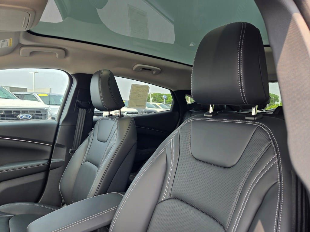 New 2025 Ford Mustang Mach-E Premium AWD/4WD image 26