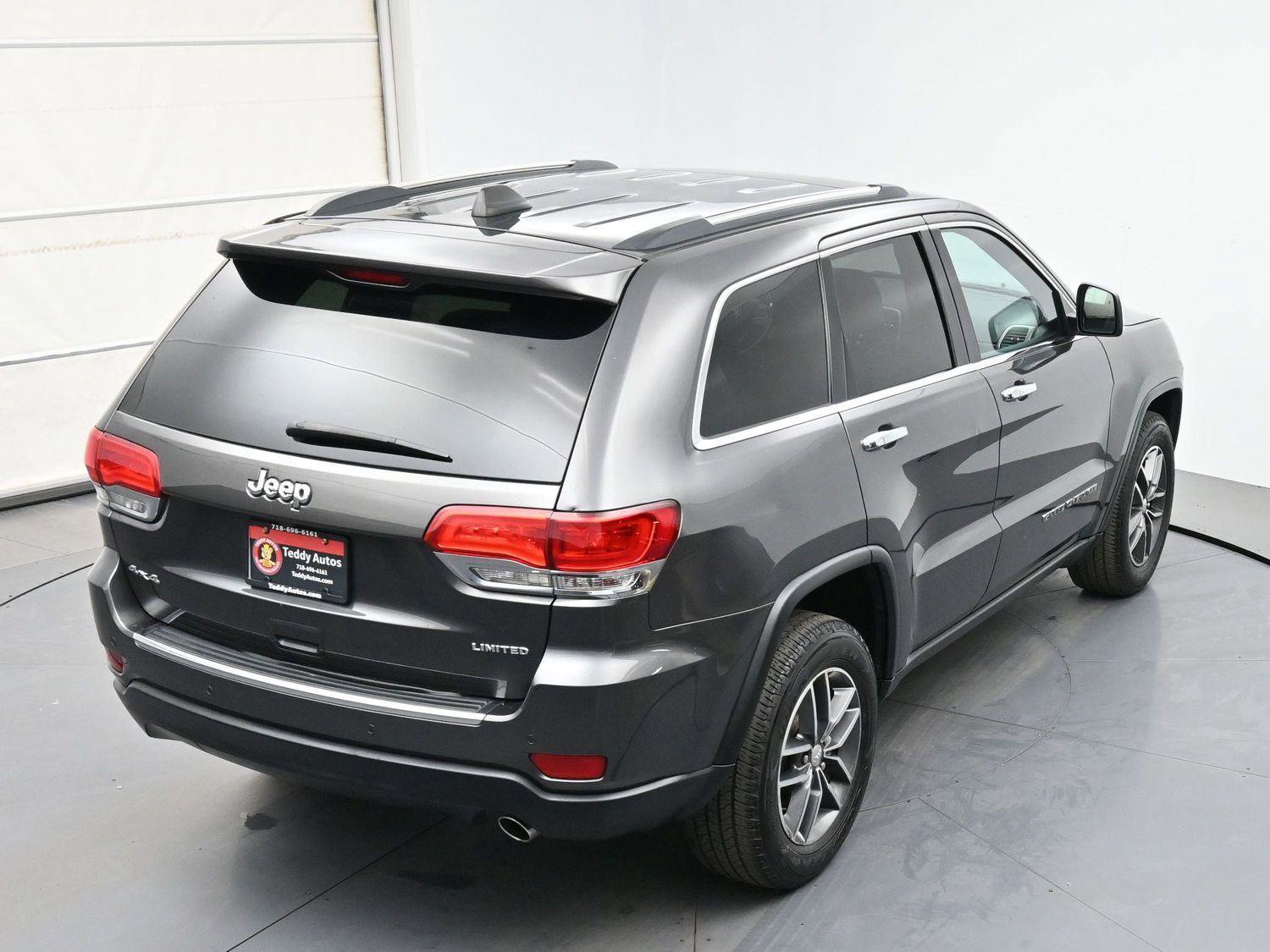 Used 2017 Jeep Grand Cherokee Limited AWD/4WD image 34