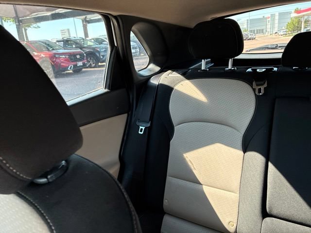 Used 2020 Hyundai Elantra GT FWD image 18